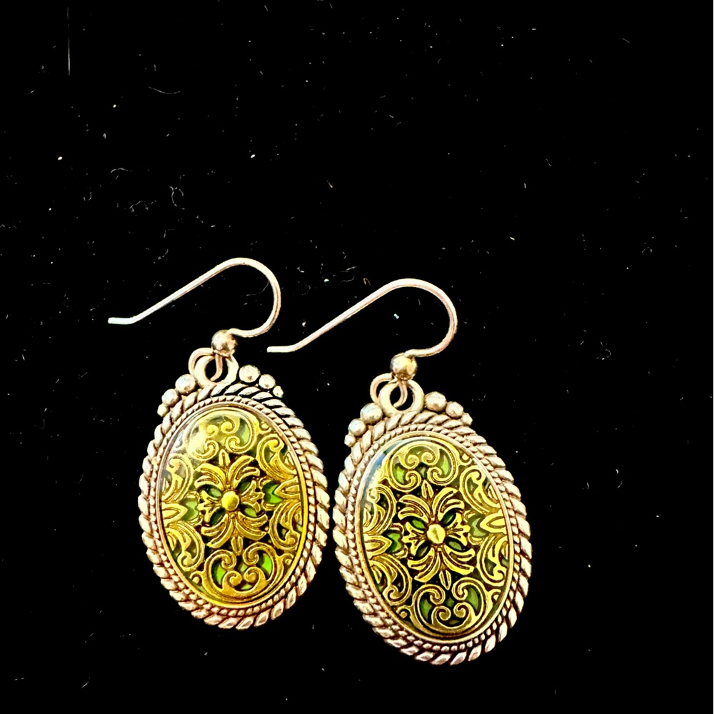 Brighton earring